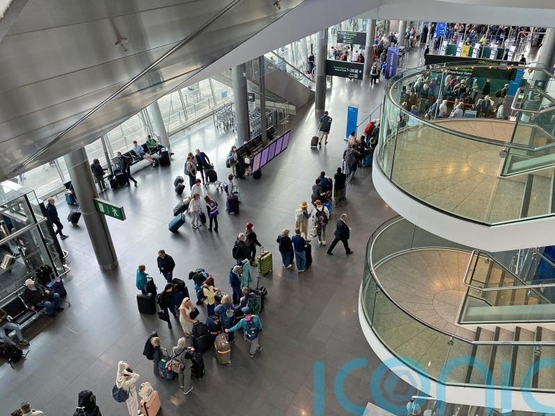‘Hundreds of thousands’ paid out for missed flights due to Dublin Airport delays