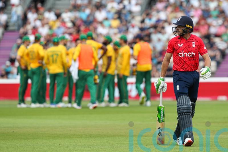 South Africa win T20 decider as Jos Buttler’s England are bowled out for 101