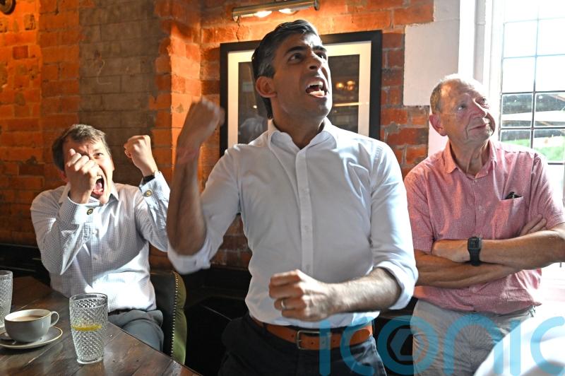 Rishi Sunak vows to bid for women’s World Cup in UK