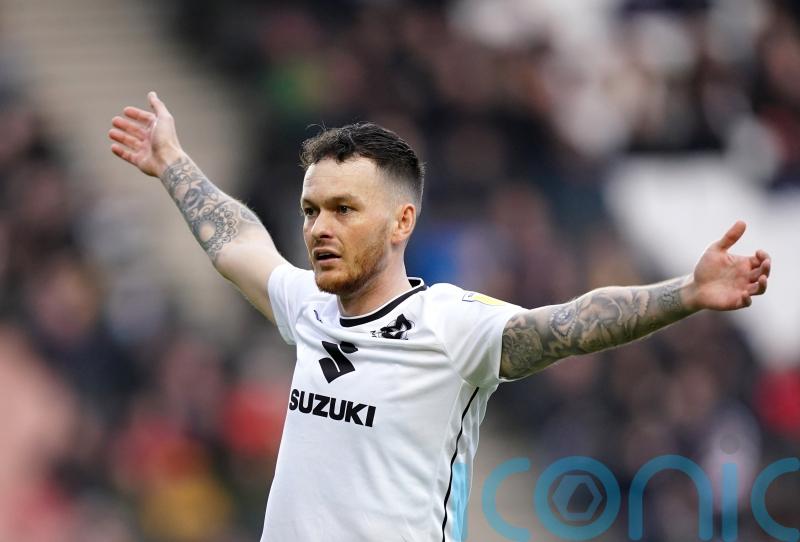 MK Dons waiting on Josh McEachran ahead of Sheffield Wednesday game