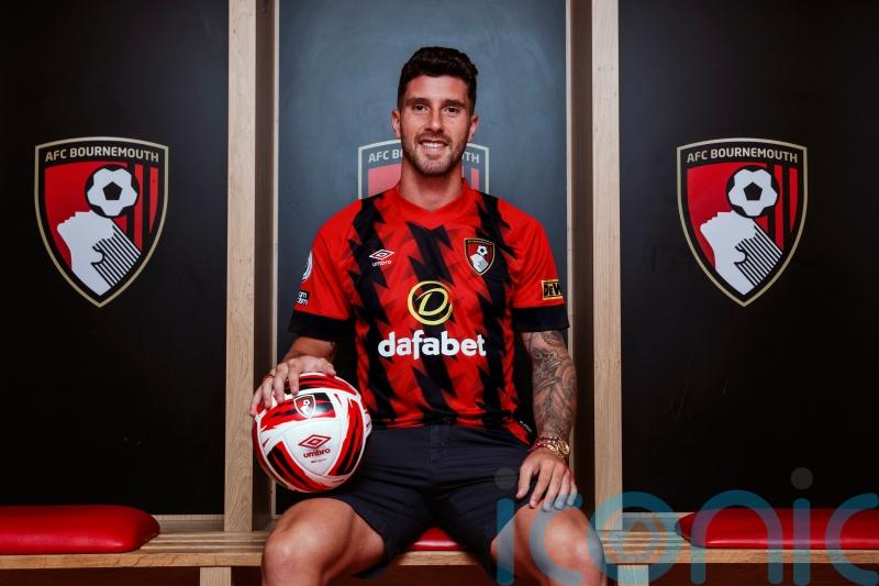 Bournemouth sign Argentina defender Marcos Senesi from Feyenoord