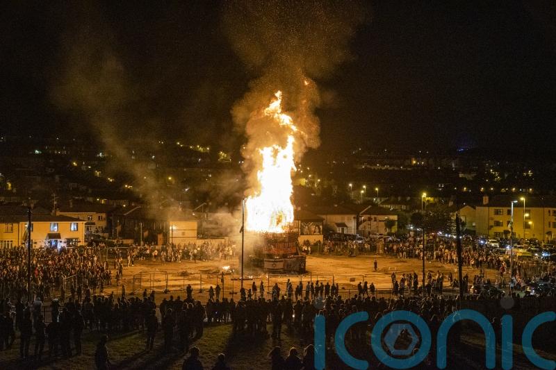 Search carried out into reports of shots fired at Derry bonfire