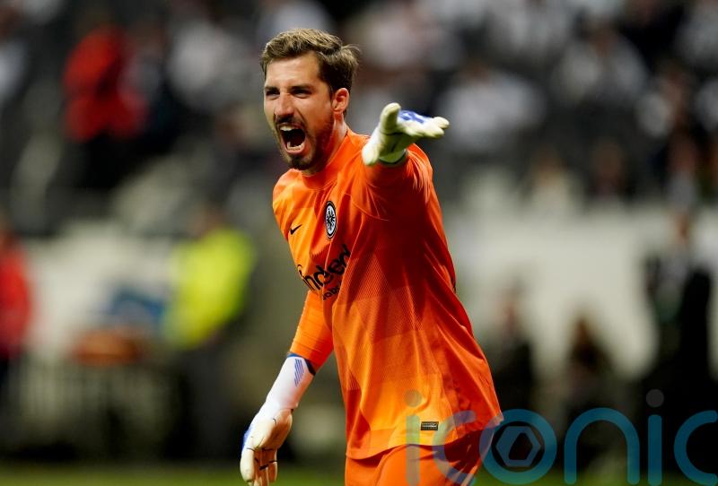 I’ve decided to stay at Eintracht – Kevin Trapp turns down Manchester United