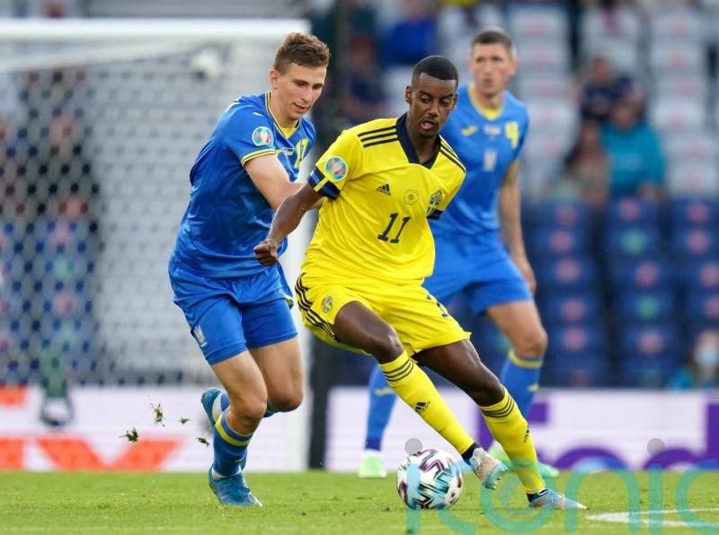 Eddie Howe backs Alexander Isak to add ‘X-factor’ after securing Newcastle move