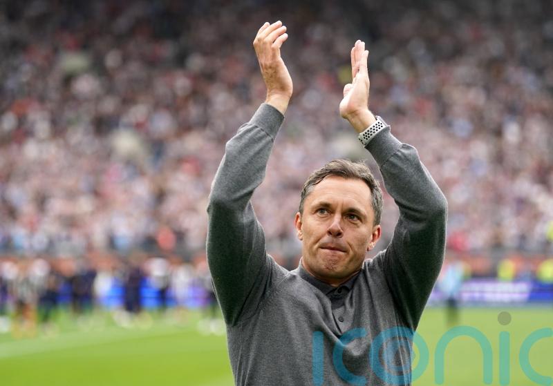 Paul Hurst thrilled with ‘precious’ points as Grimsby continue strong start