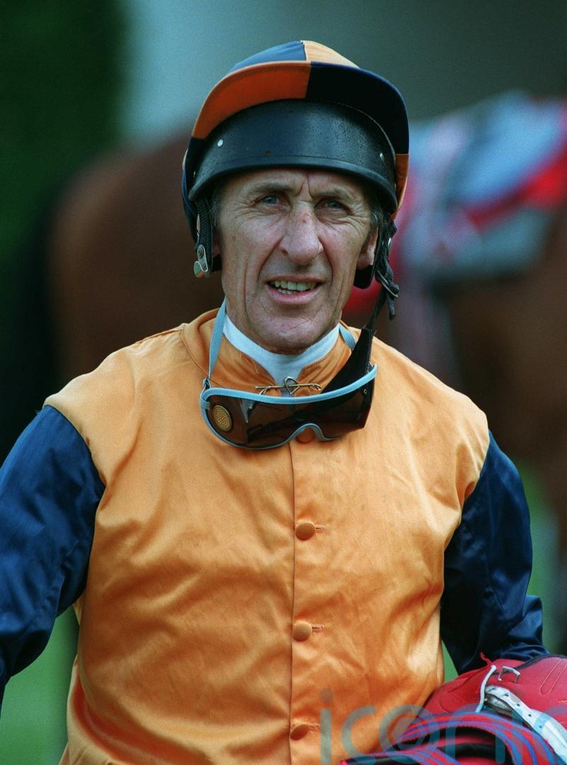 ‘One of the best’ – Raymond remembers Haydock Sprint sensation Sheikh Albadou