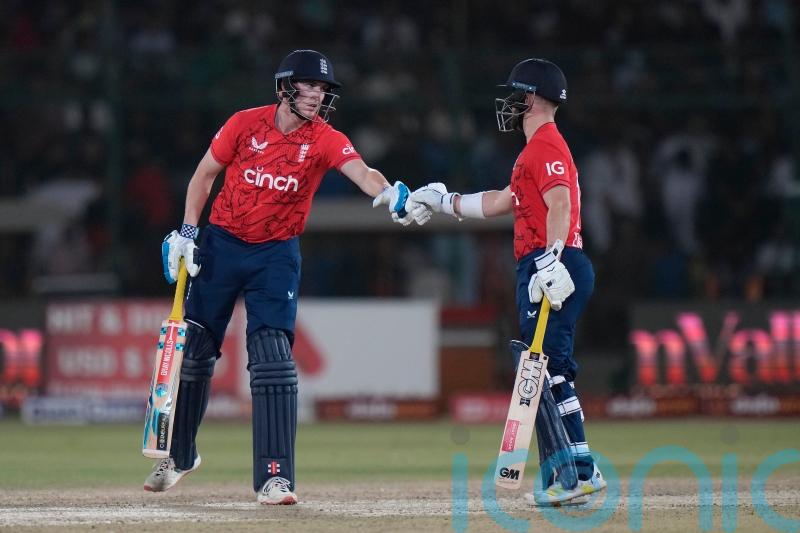 Harry Brook and Ben Duckett impress as England set Pakistan 222 to win