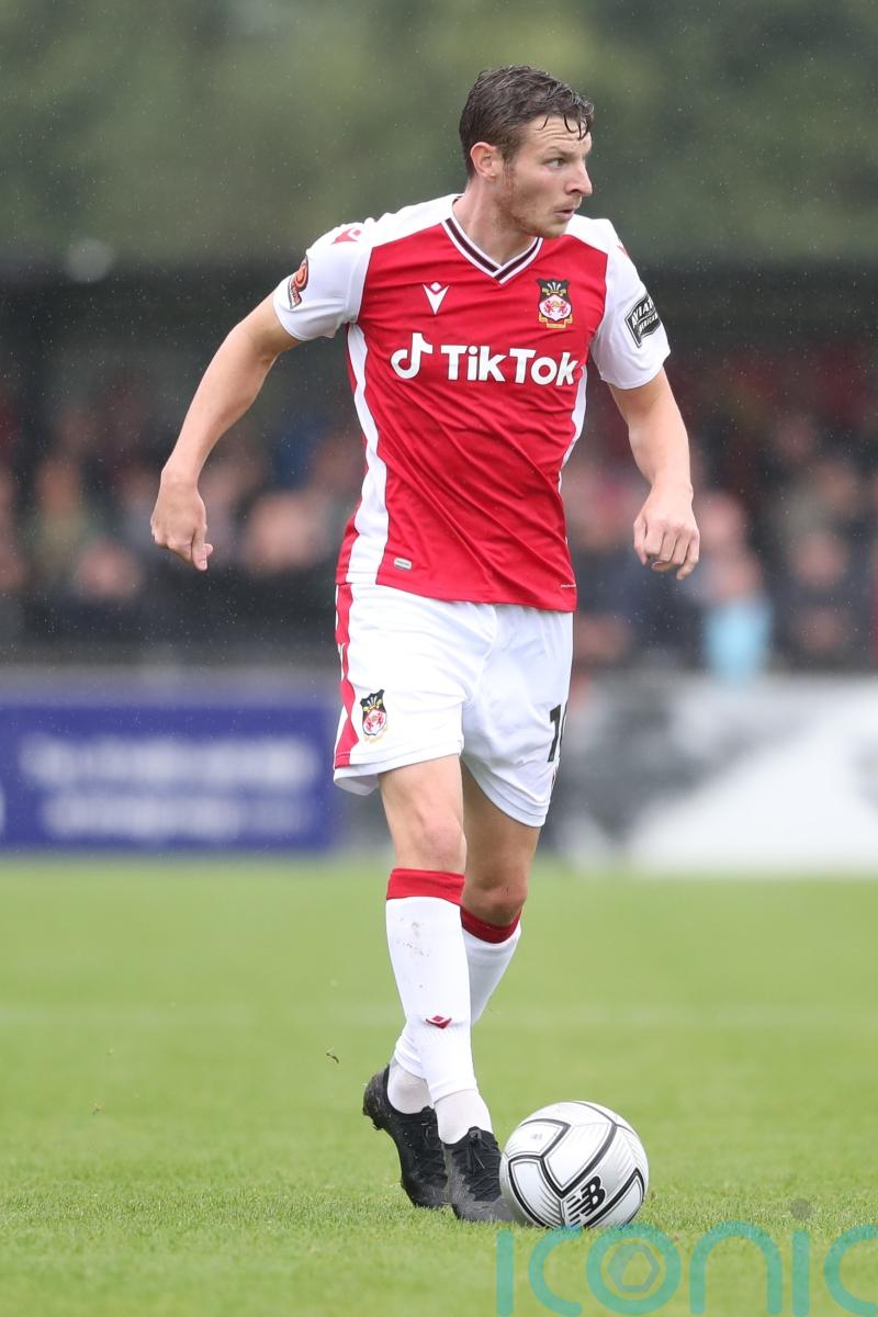 Paul Mullin’s late winner for Wrexham ruins David Unsworth’s first Oldham game
