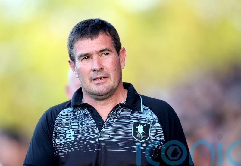 Nigel Clough pleased to see Mansfield ‘dig in’ for Barrow victory