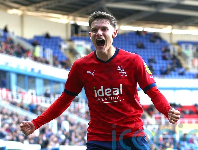 Managerless West Brom beat Reading to end winless run