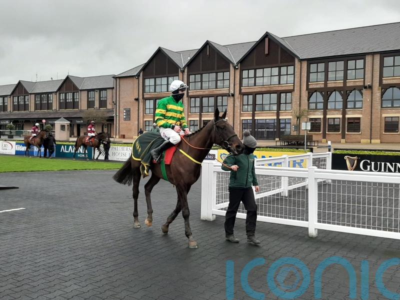 Thedevilscoachman back to winning ways over fences at Galway