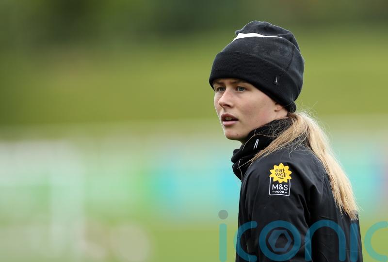 Hannah Hampton bids to rectify ‘medical issue’ after Lionesses omission