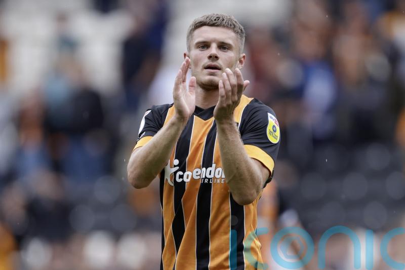 Regan Slater double chalks up Liam Rosenior’s first win as Hull boss