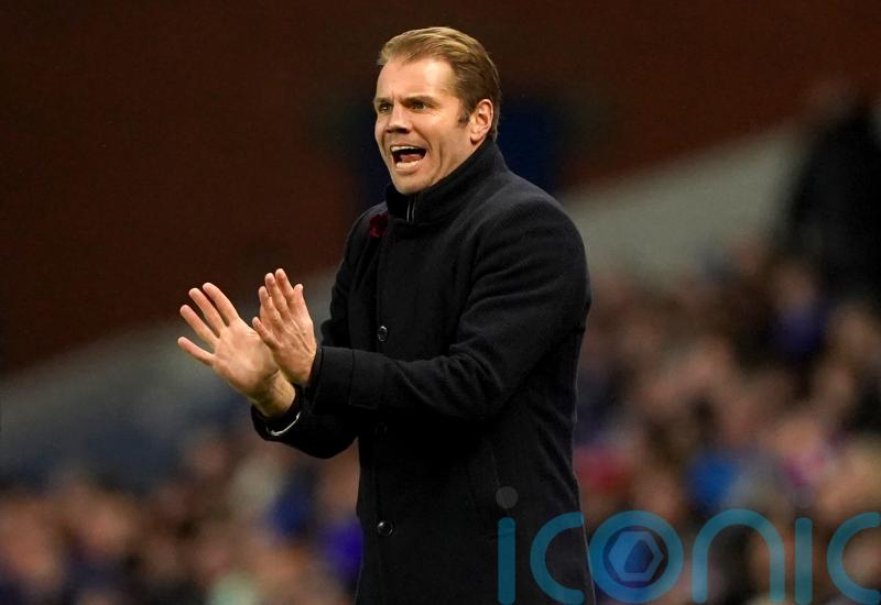 Robbie Neilson expecting to name an unchanged Hearts squad against Livingston