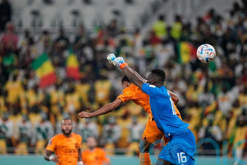 Kalidou Koulibaly backs Edouard Mendy after Senegal goalkeeper’s errors