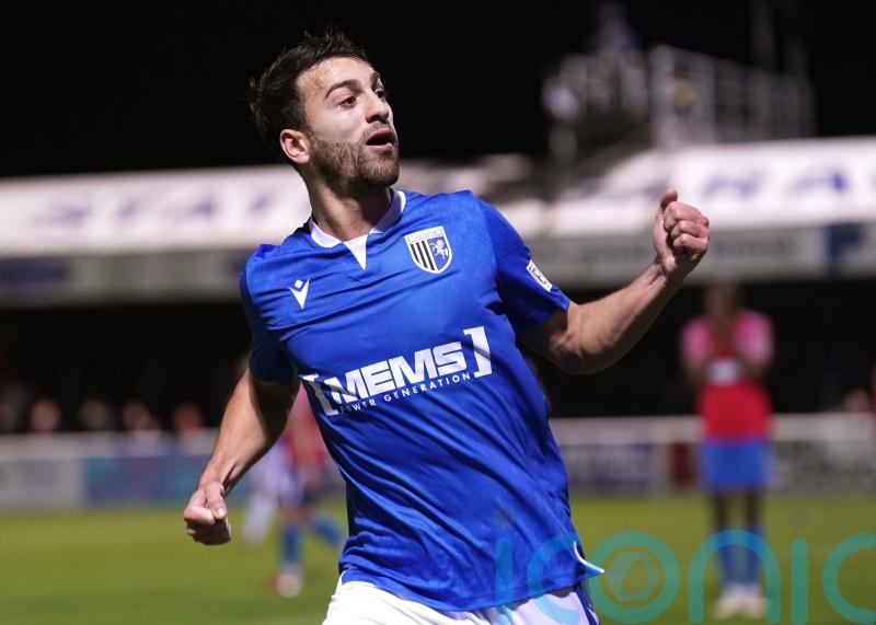 Dagenham denied FA Cup upset by Scott Kashket’s late strike