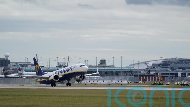 Ryanair ‘concerned’ at possible Dublin Airport staff shortages this Christmas