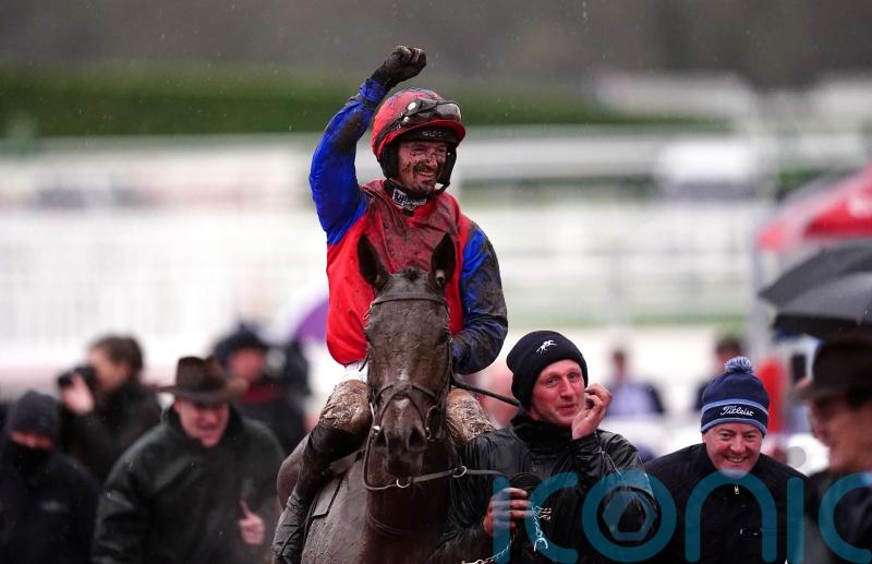 Bumper star Facile Vega makes Fairyhouse hurdles bow