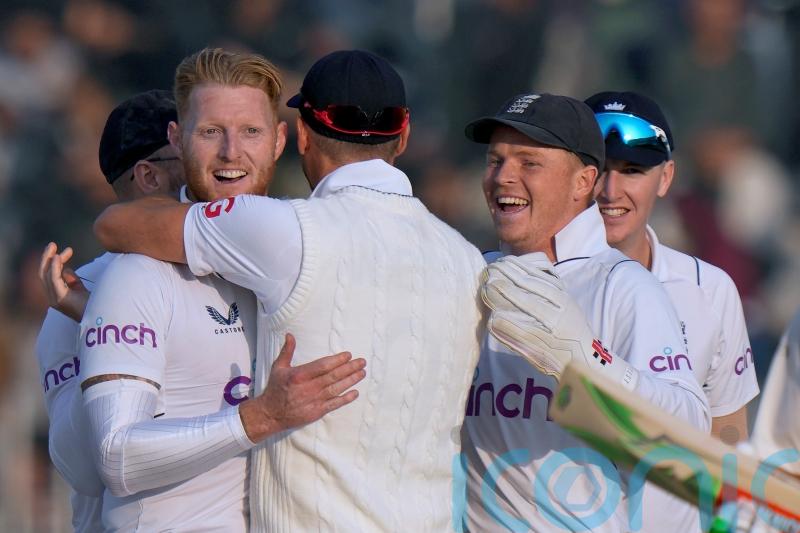 Daring declaration sets up thrilling final day of Test action in Rawalpindi