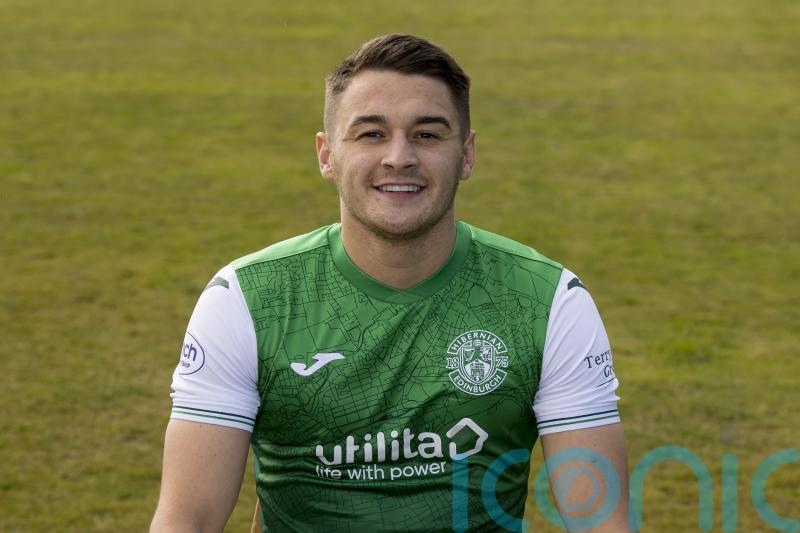 Hibernian end losing streak in style with four-goal mauling of 10-man Livingston