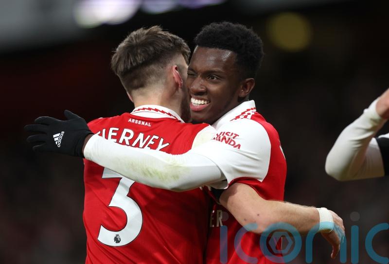 Arsenal fight back to beat West Ham and move seven points clear at top