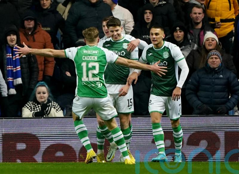 Hibernian squad fully behind under-pressure boss Lee Johnson – Kevin Nisbet