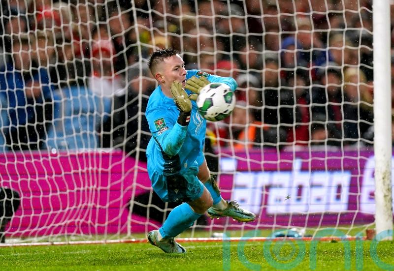 Nottingham Forest to ‘look into’ Dean Henderson semi-final exemption