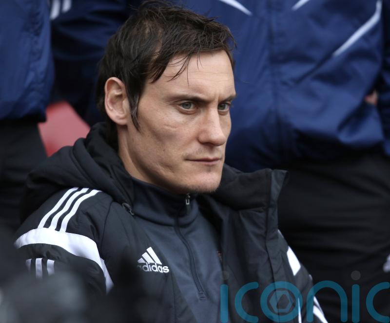 Dean Whitehead tells Cardiff players to ‘up their standards’ for Leeds clash