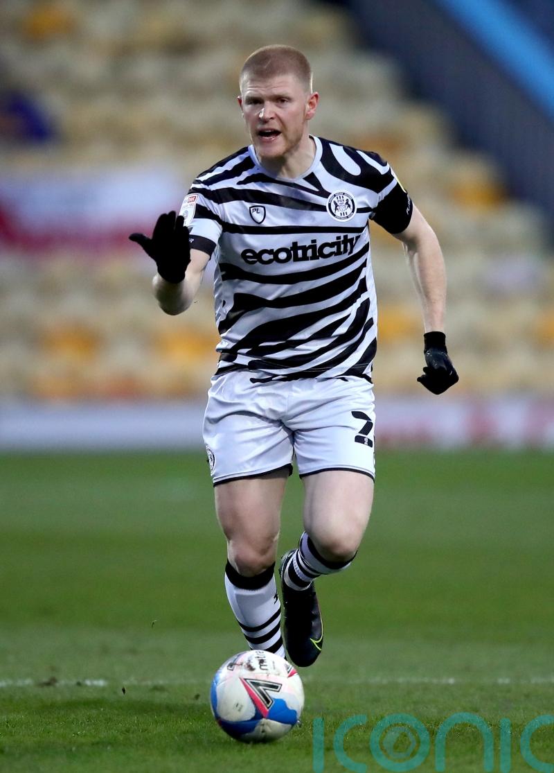 Elliot Whitehouse earns point for strugglers Scunthorpe at home to Bromley