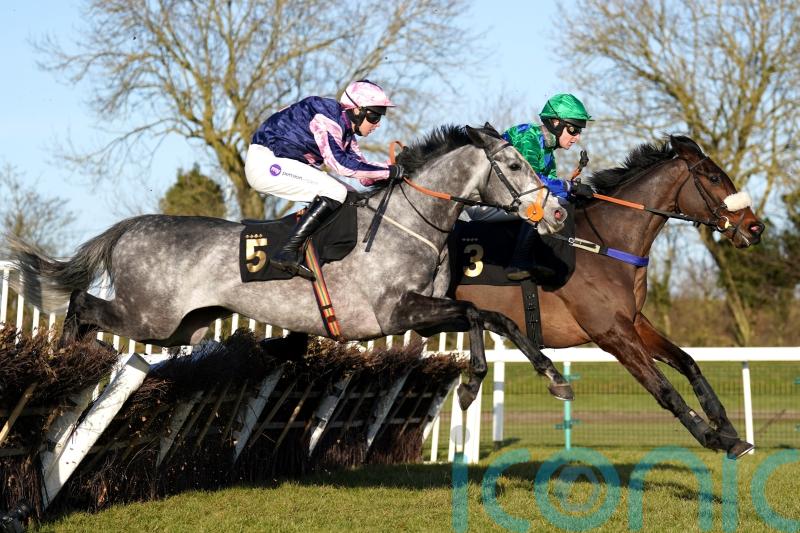 Marble Sands gets the better of Rare Edition at Huntingdon
