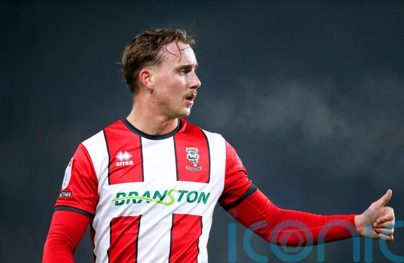 Lincoln make it five draws in six home matches with Portsmouth stalemate