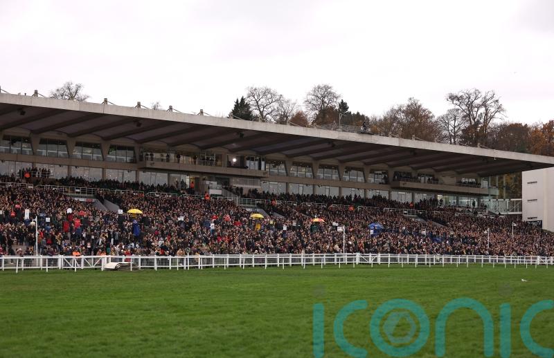 Sandown has ‘real fighting chance’ in battle against the weather