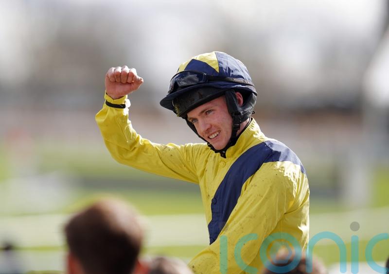 Marine Nationale sinks Facile Vega in Supreme Novices’