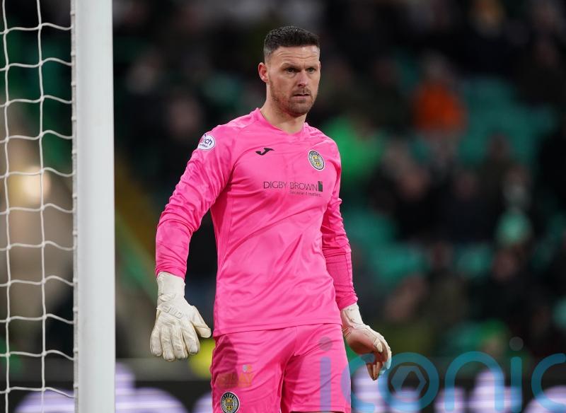 St Mirren goalkeeper Trevor Carson signs one-year contract extension