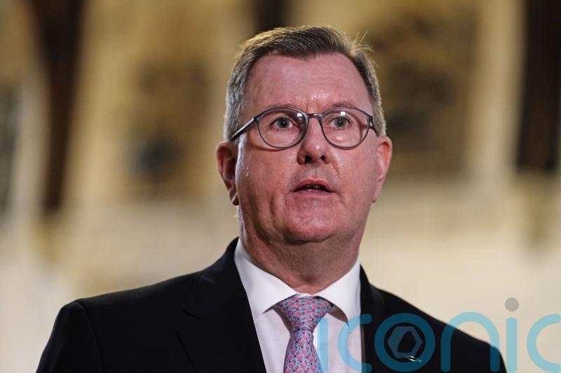 Donaldson makes clear DUP will not return to Stormont