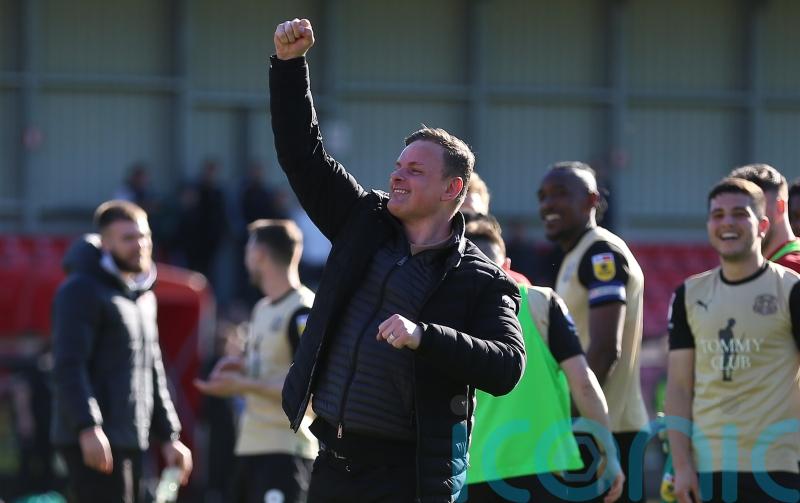 Richie Wellens delighted with Darren Pratley’s response in Orient win at Salford