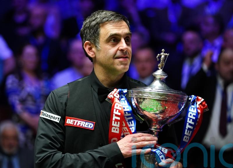 Ronnie O’Sullivan begins World Snooker Championship defence against Pang Junxu