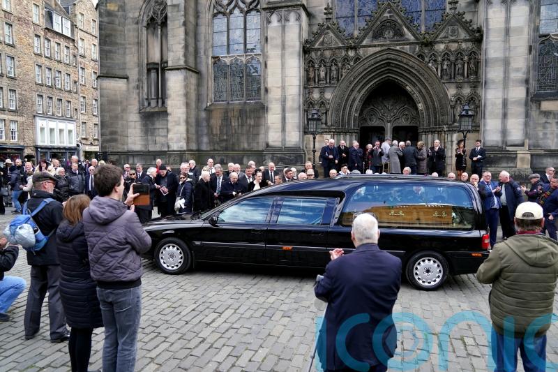 Ken Buchanan hailed as ‘massive inspiration’ as boxing great is laid to rest