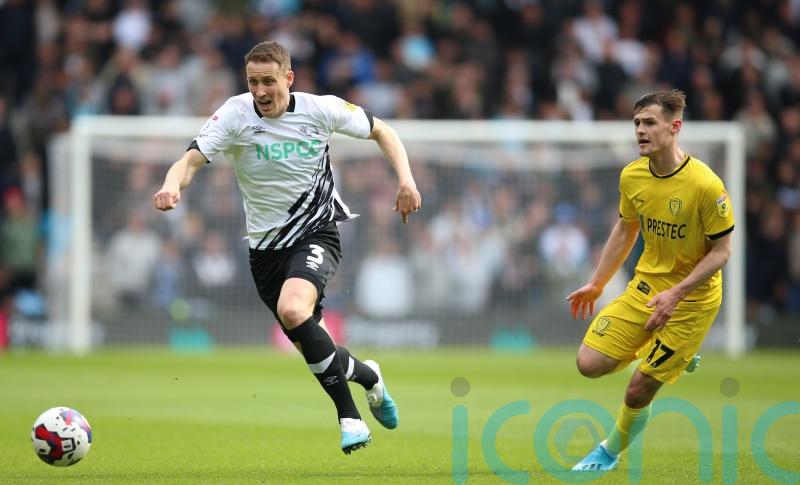 Cambridge survival hopes suffer big blow with loss to Burton