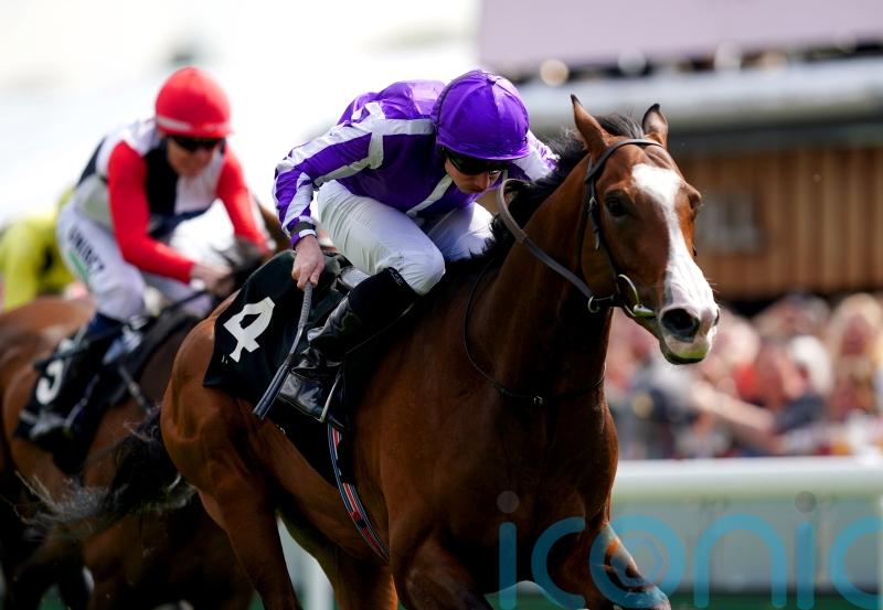 Lonsdale makes Huxley Point