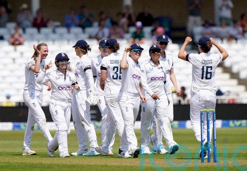 England remove Australia’s openers before lunch on opening day of Women’s Ashes