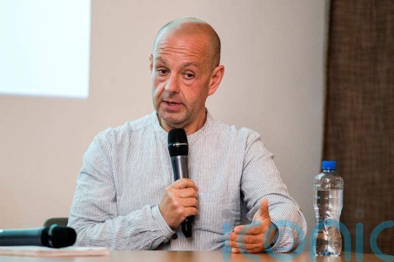 Concerns raised amid watchdog probe into police access of journalist’s phone