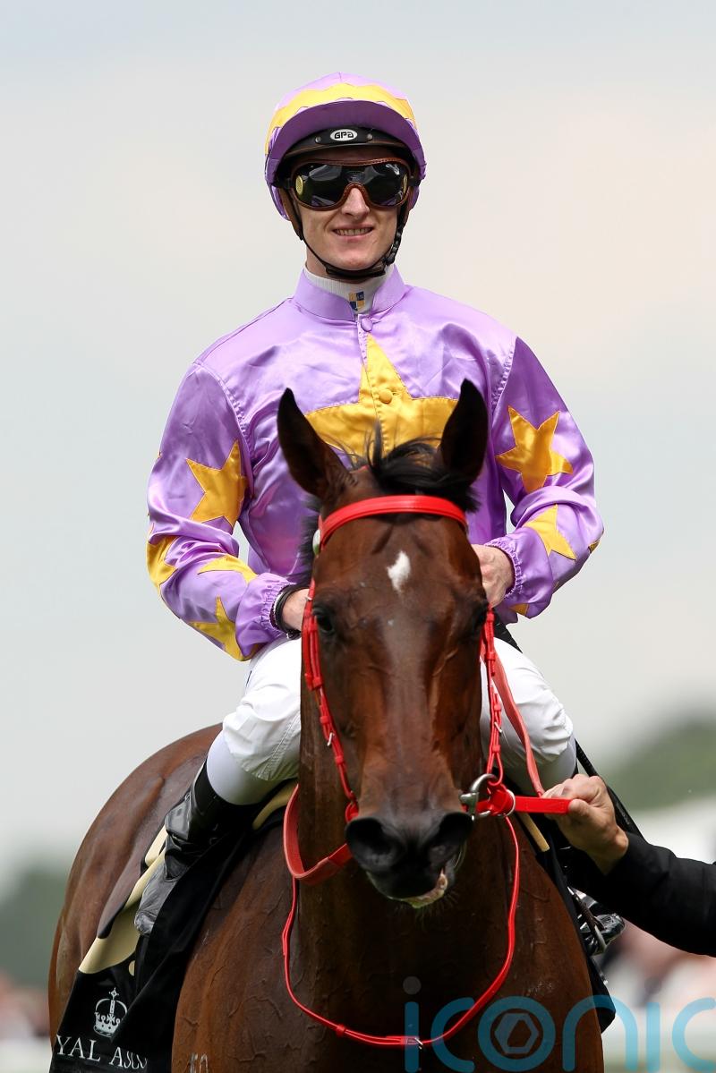 Purton booked to ride Absurde in Melbourne Cup