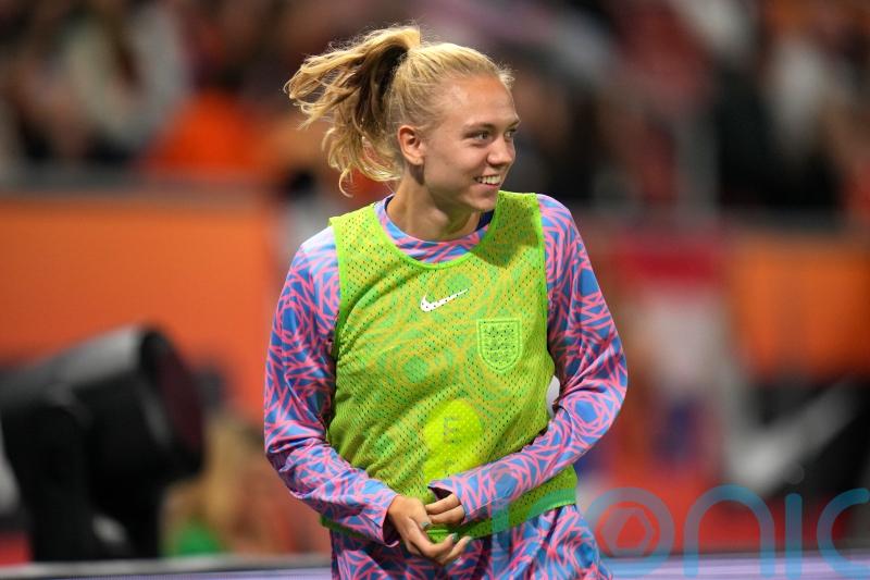 Esme Morgan pleads for patience and politeness from England’s autograph hunters