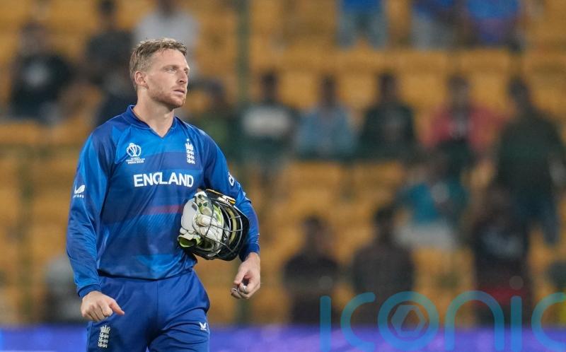 Shambolic England slip to eight-wicket defeat against Sri Lanka