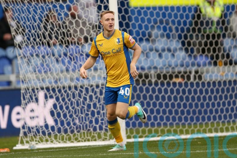 Davis Keillor-Dunn double extends Mansfield’s unbeaten start with Newport win