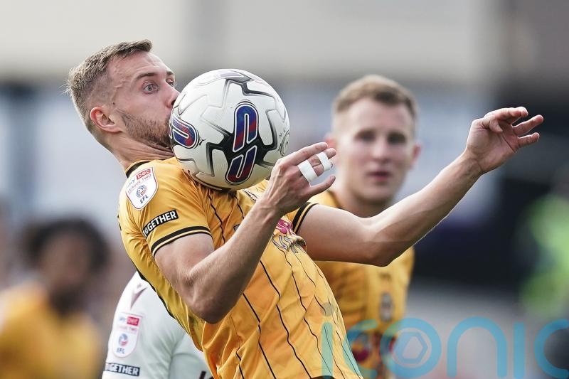 Newport spring shock to deny Stockport League Two record
