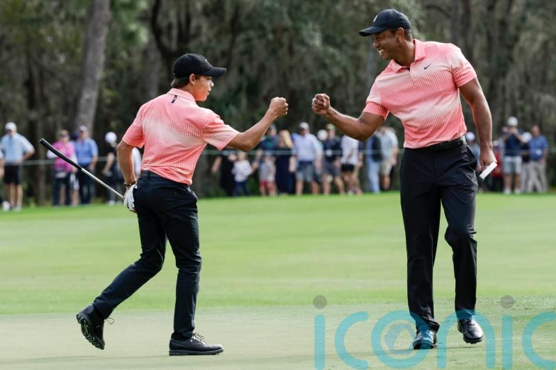 We just suck at putting – Tiger and Charlie Woods struggle in PNC Championship