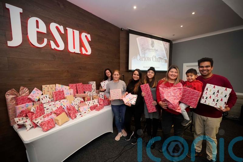 Brazilian community donates toys to Irish children’s hospital