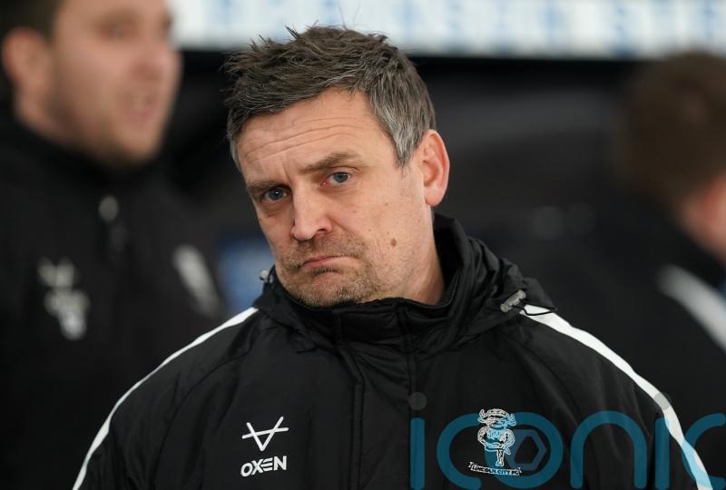Lincoln boss Michael Skubala bemoans Paudie O’Connor’s game-changing red card